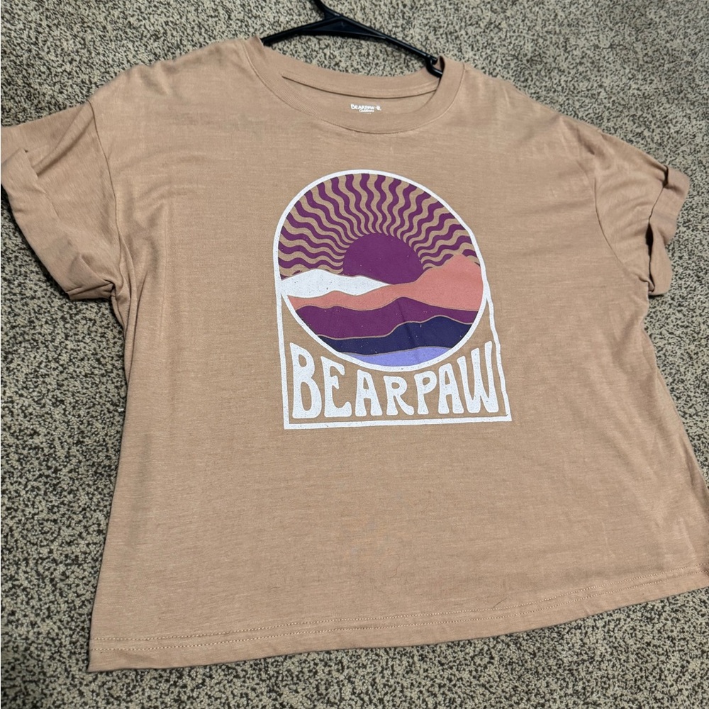BearPaw Beige Graphic Tee with Purple and White Design